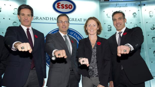 Chelios, Shanahan, and Niedermayer Lead 2013 Hockey Hall of Fame Class